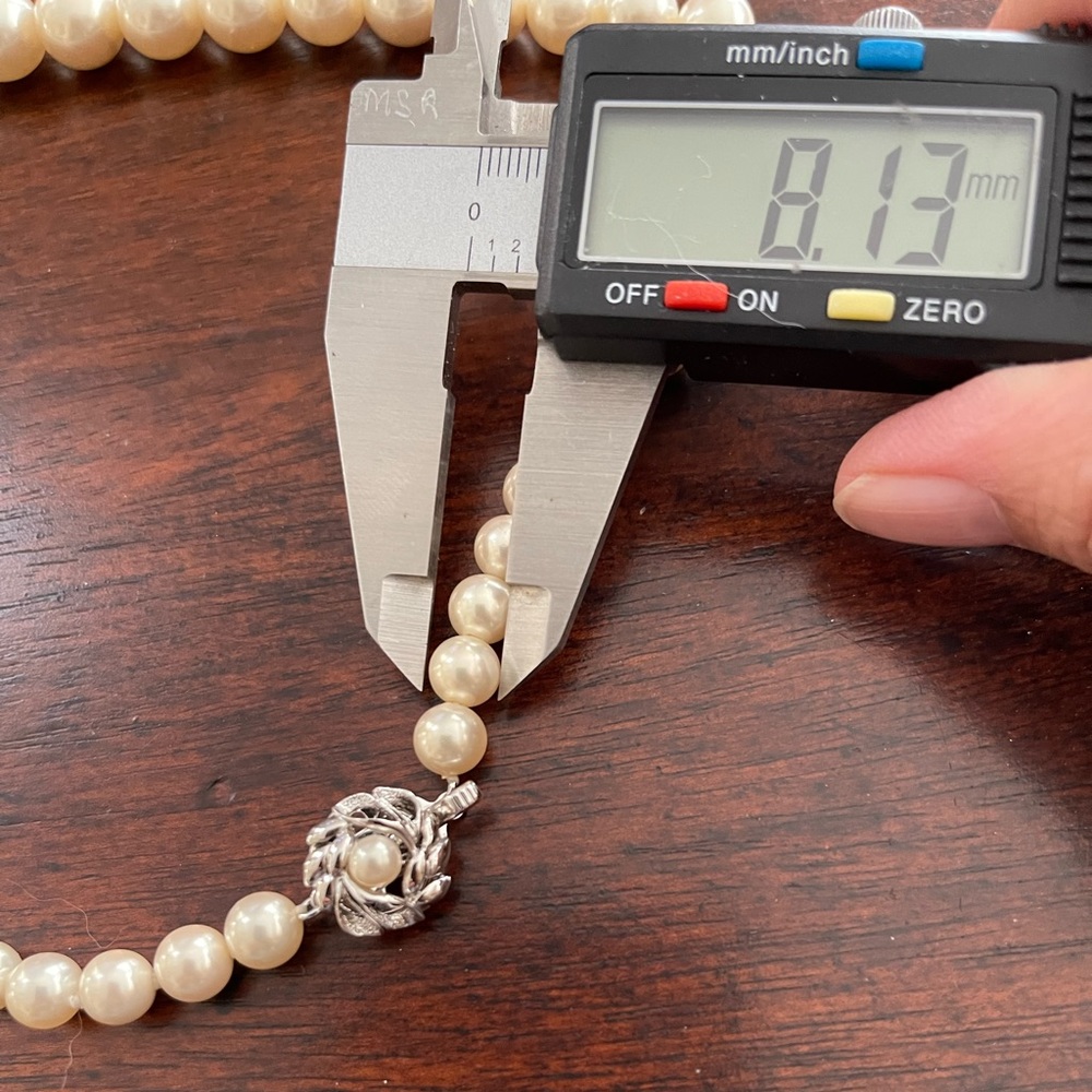 White man made graduated pearl silver necklace - Picture 9 of 9